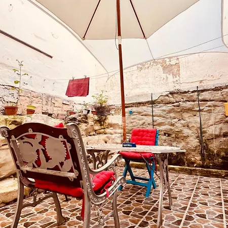In House - Cozy Maltese Maisonette With Private Entrance In Rahal Gdid Guest house *